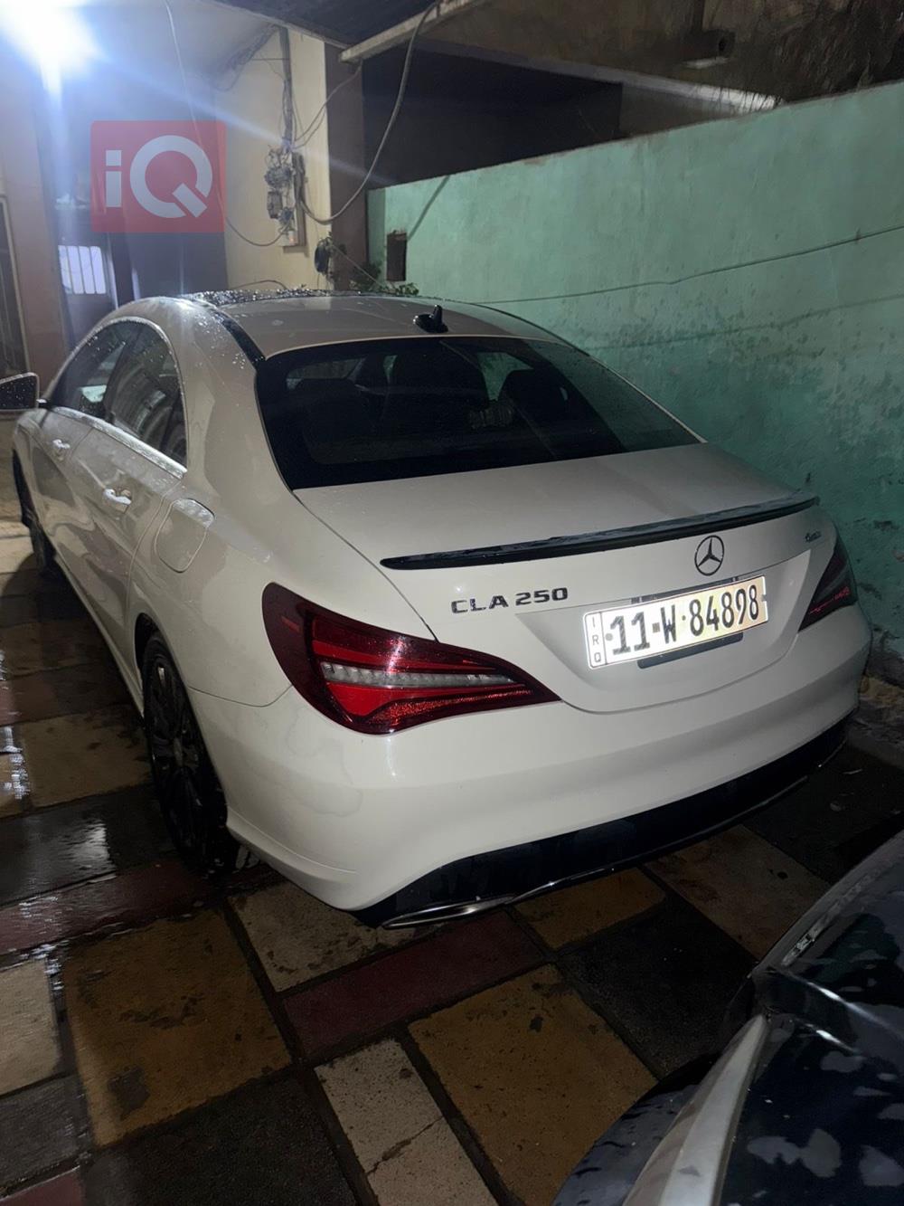 Mercedes-Benz CLA